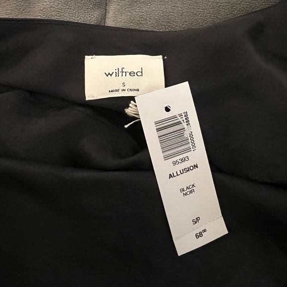 Wilfred Allusion Camisole - Picture 3 of 6